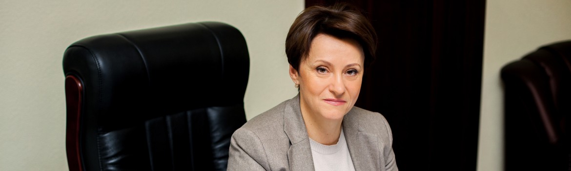 Ніна Южаніна